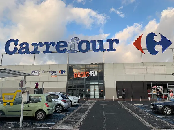 NewPrinces completa l’acquisto di Carrefour Italia e annuncia il ritorno del marchio GS